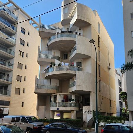 Apartamento Chilling In Netanya Exterior foto
