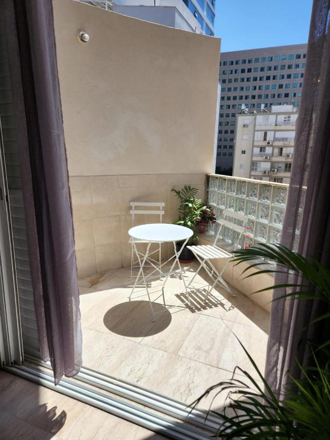Apartamento Chilling In Netanya Exterior foto